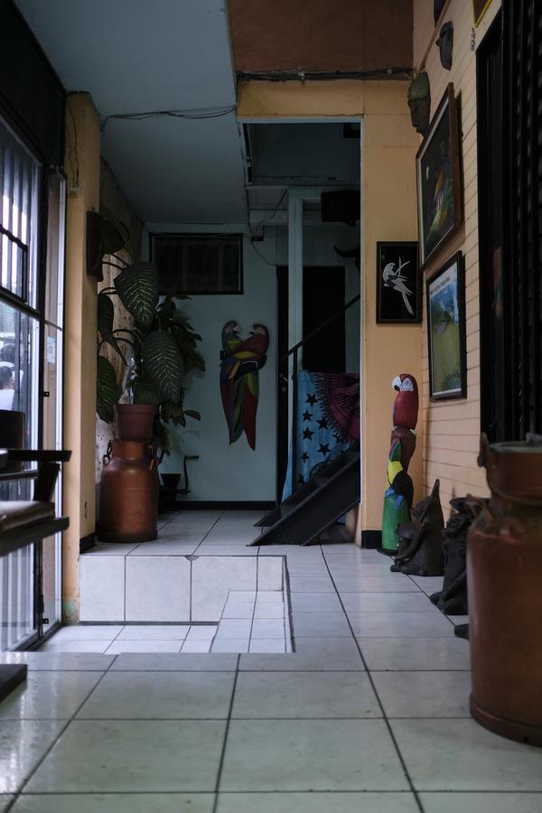 Hostal Del Este Santa Fe 산호세 외부 사진