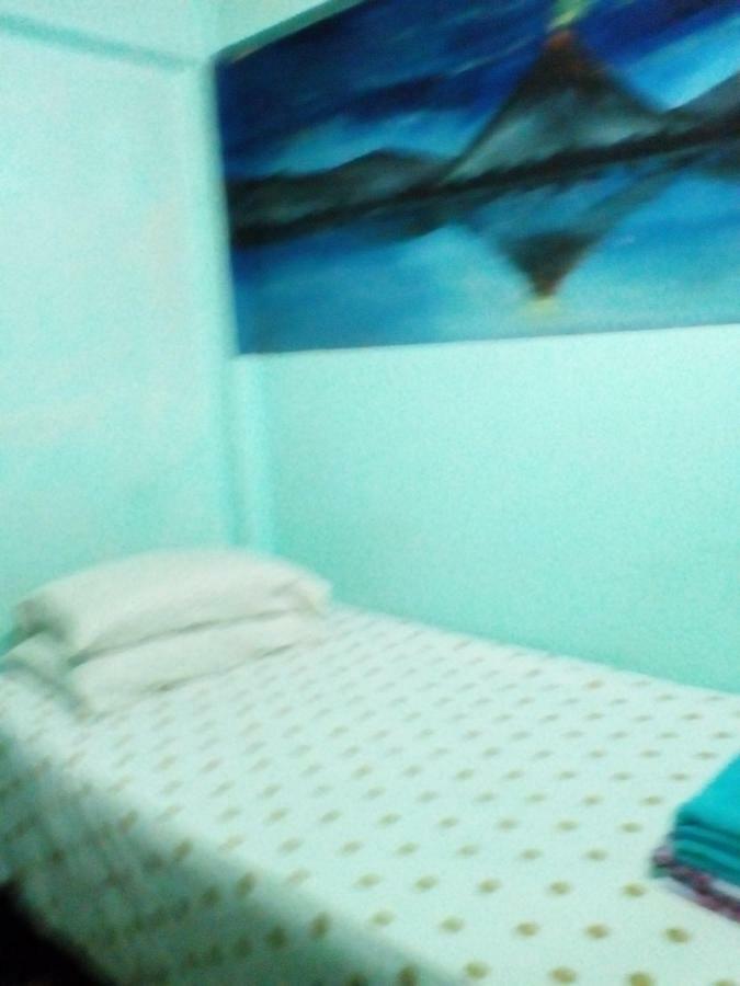 Hostal Del Este Santa Fe 산호세 외부 사진